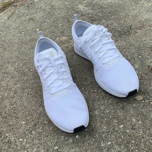 Nike Mens Dual Tone Racer | White